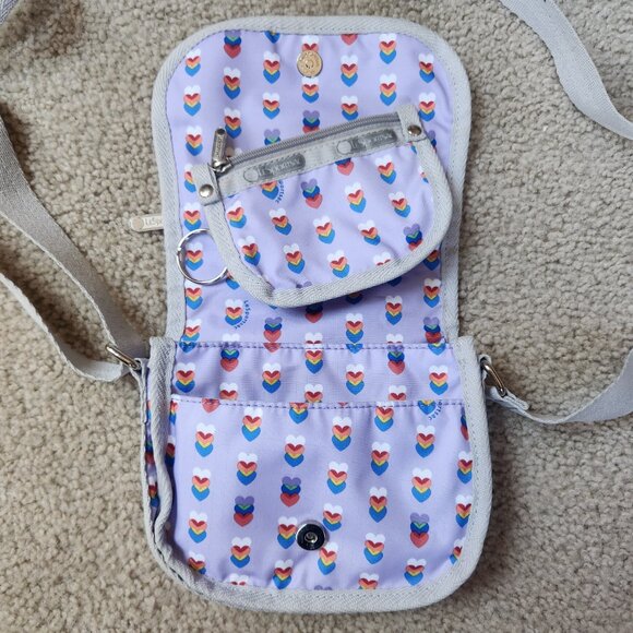 LeSportsac Mini Crossbody bag with matching coin purse Heart Valentine Love - Picture 4 of 9